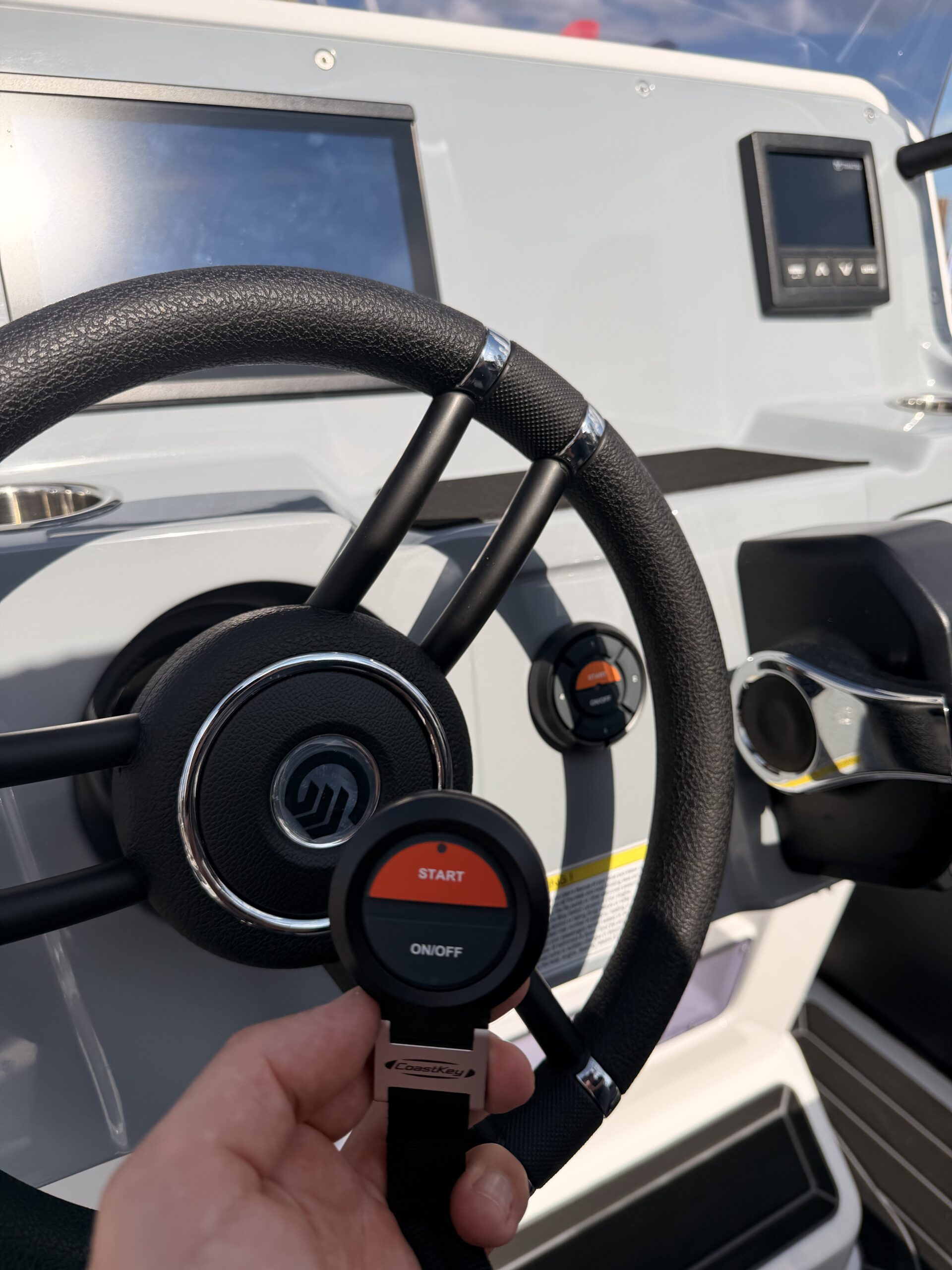 CoastKey Standard for keyless ignition and wireless man overboard protection Tohatsu outboards